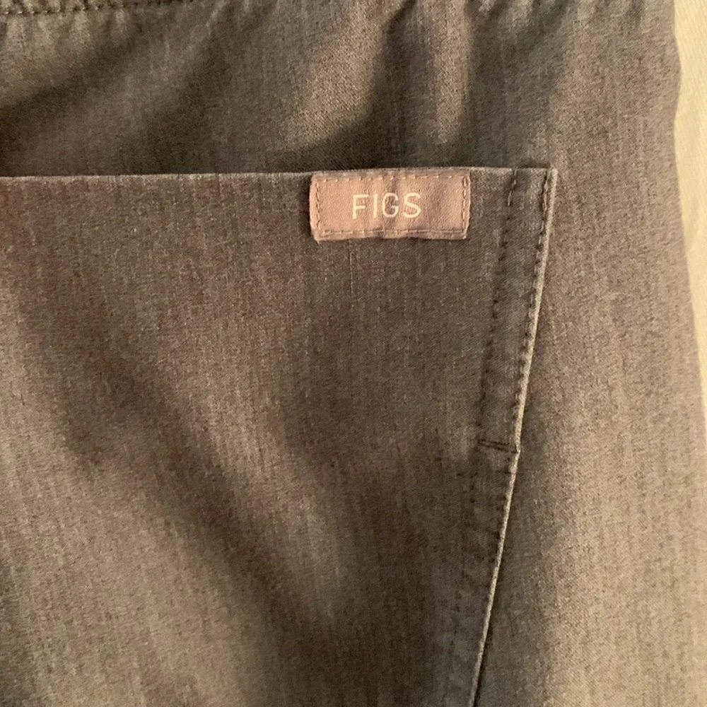 Figs Technical Collection jogger scrub pants - Picture 4 of 5
